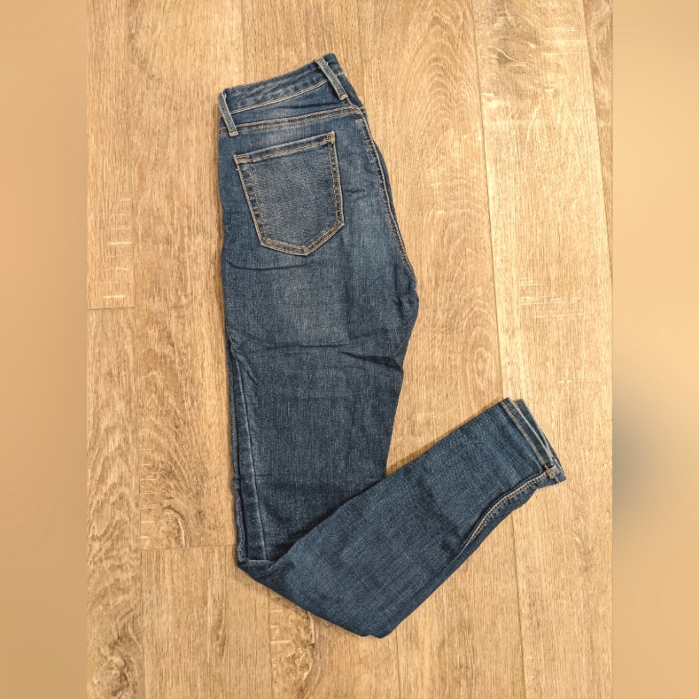 Just Black, Light Wash, High Waisted Jeans, Size 24